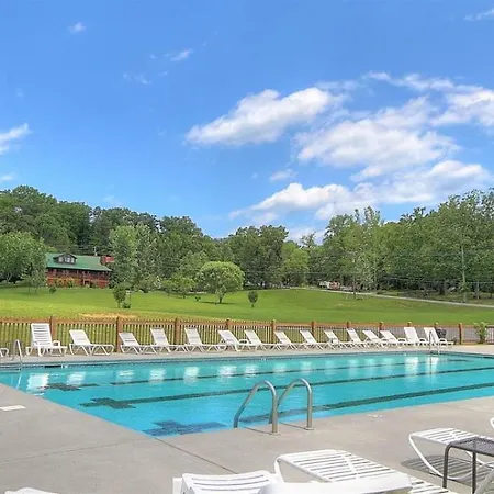 Villa Peaceful Mountain View- Hot Tub- Pool Table- Fire Pit-Fenced Yard-Pet Friendly- Pool & Pond à Sevierville Extérieur photo