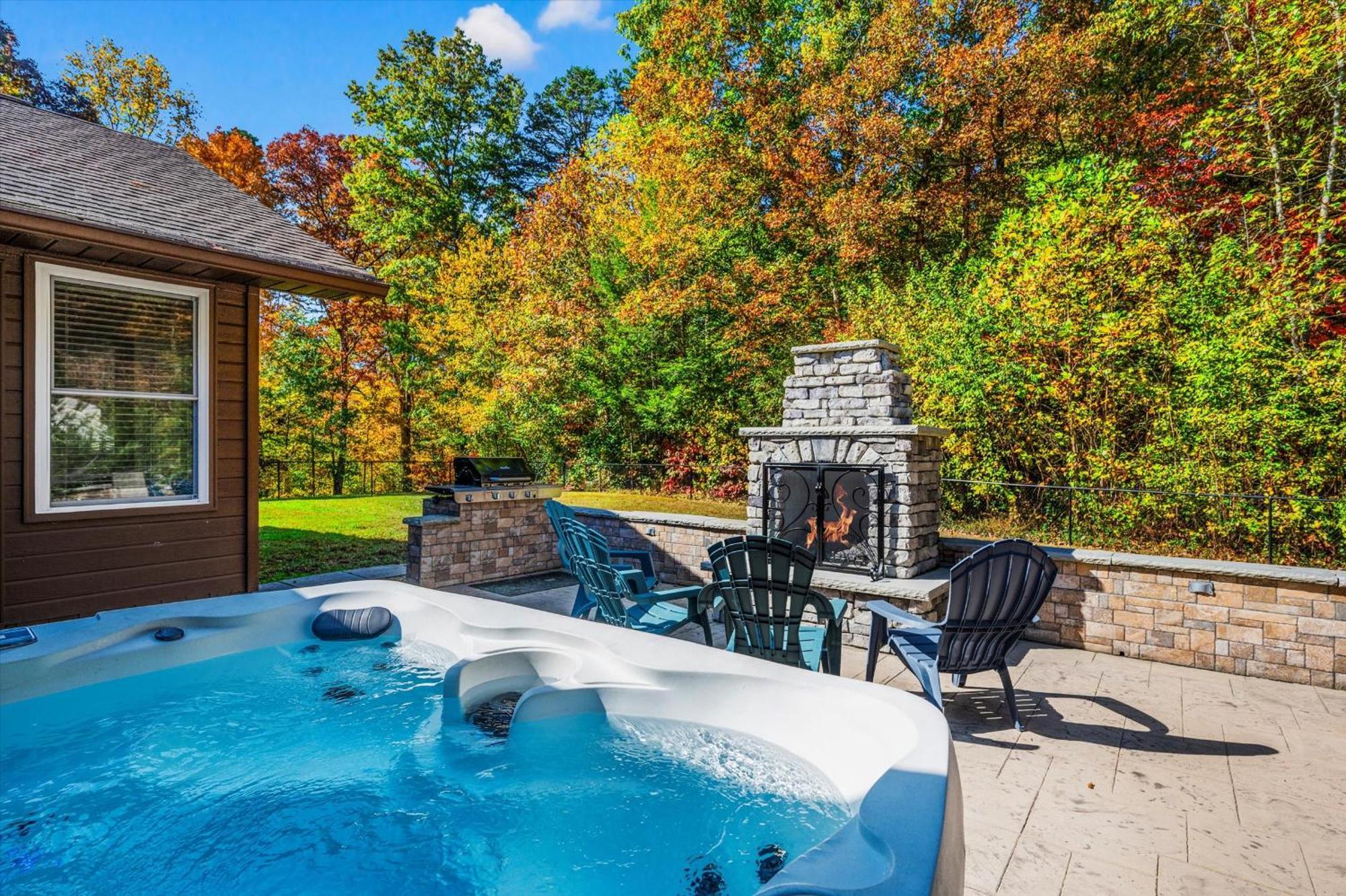 Hébergement de vacances Peaceful Mountain View- Hot Tub- Pool Table- Fire Pit-fenced Yard-pet Friendly- Pool & Pond *