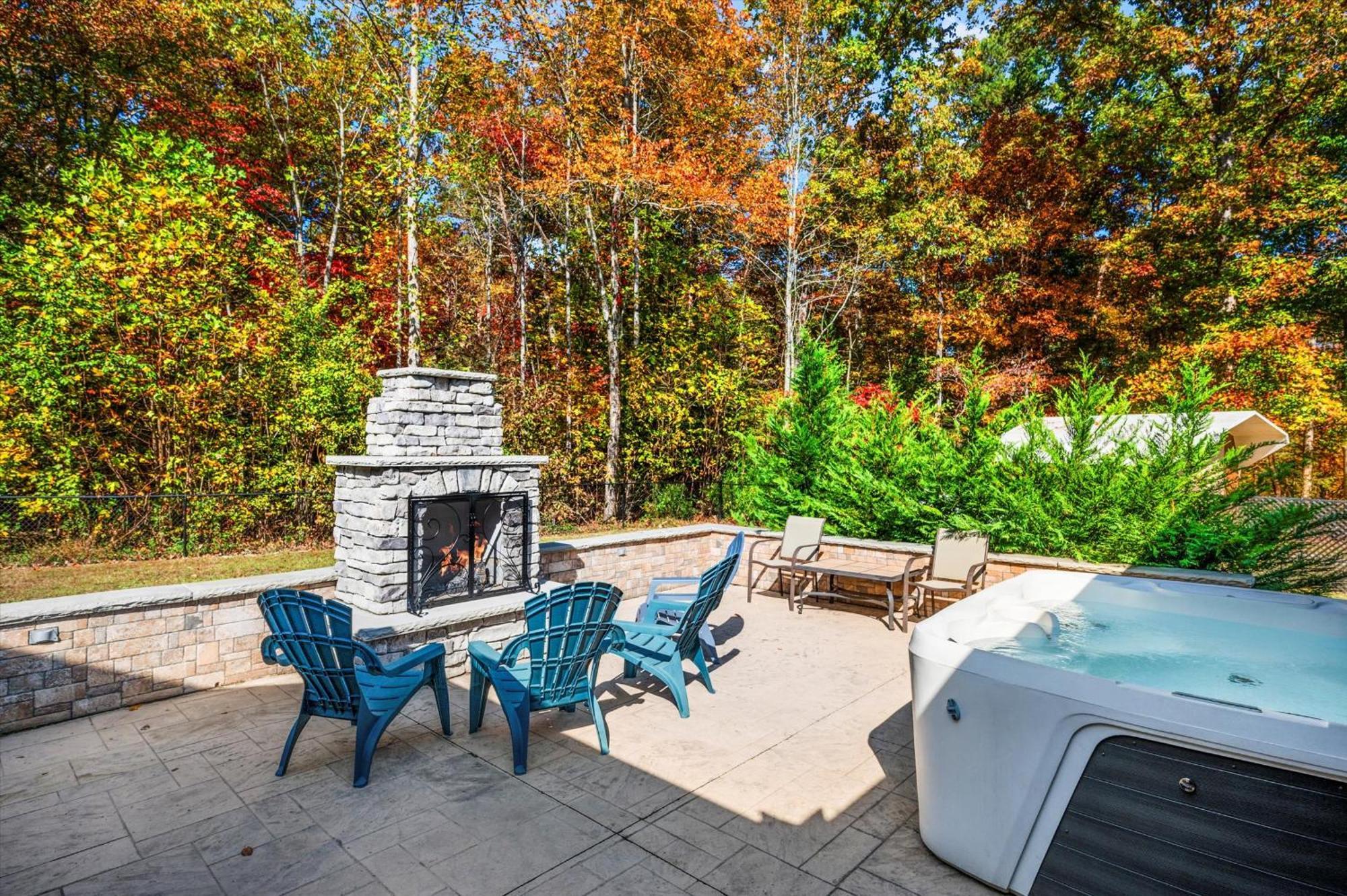 Hébergement de vacances Peaceful Mountain View- Hot Tub- Pool Table- Fire Pit-fenced Yard-pet Friendly- Pool & Pond *