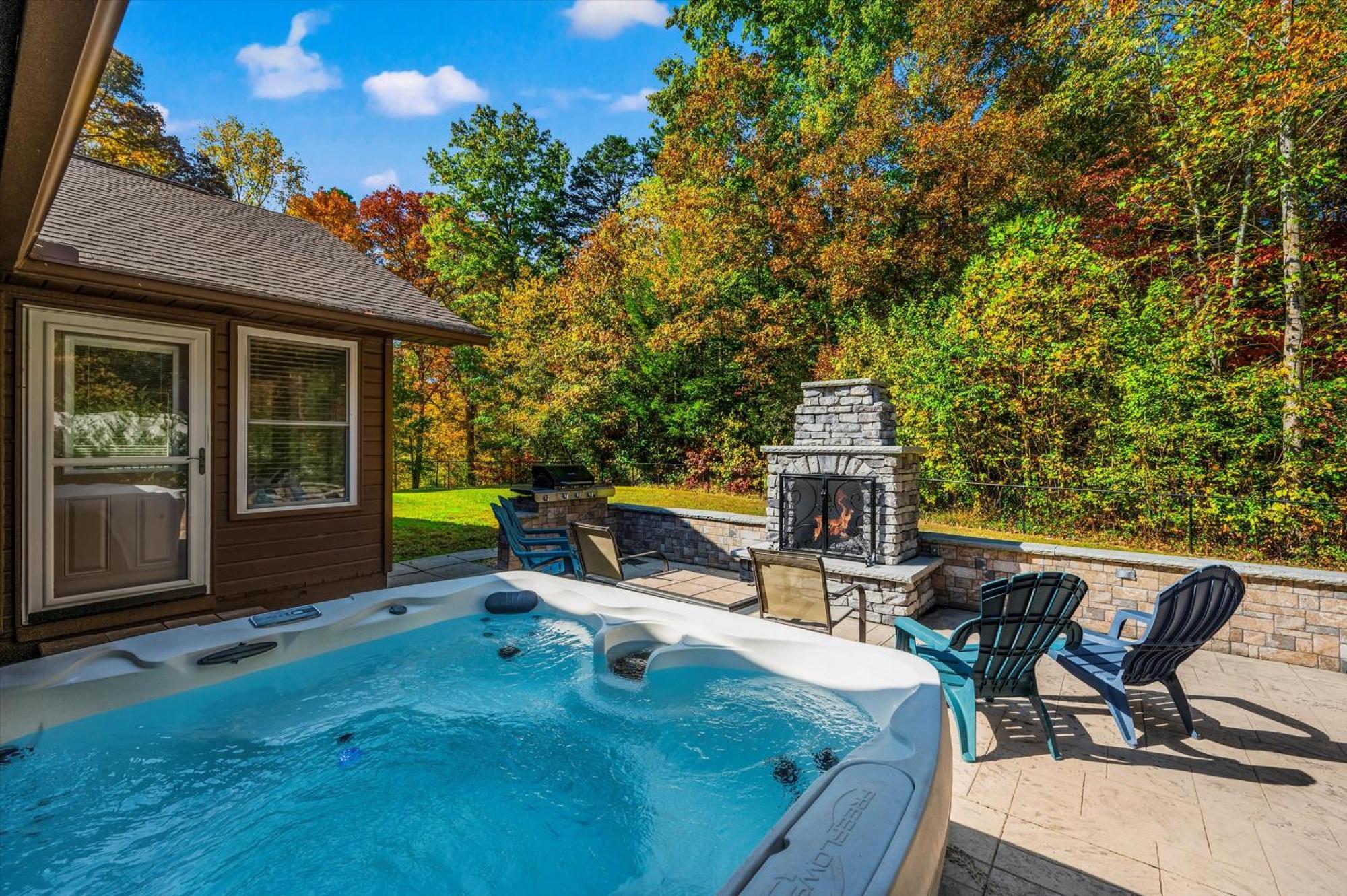 Hébergement de vacances Peaceful Mountain View- Hot Tub- Pool Table- Fire Pit-fenced Yard-pet Friendly- Pool & Pond Sevierville